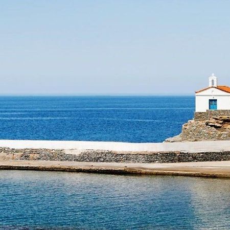 Stylish, Cozy 2-Bdr Flat In Andros Town By Explore Andros 外观 照片
