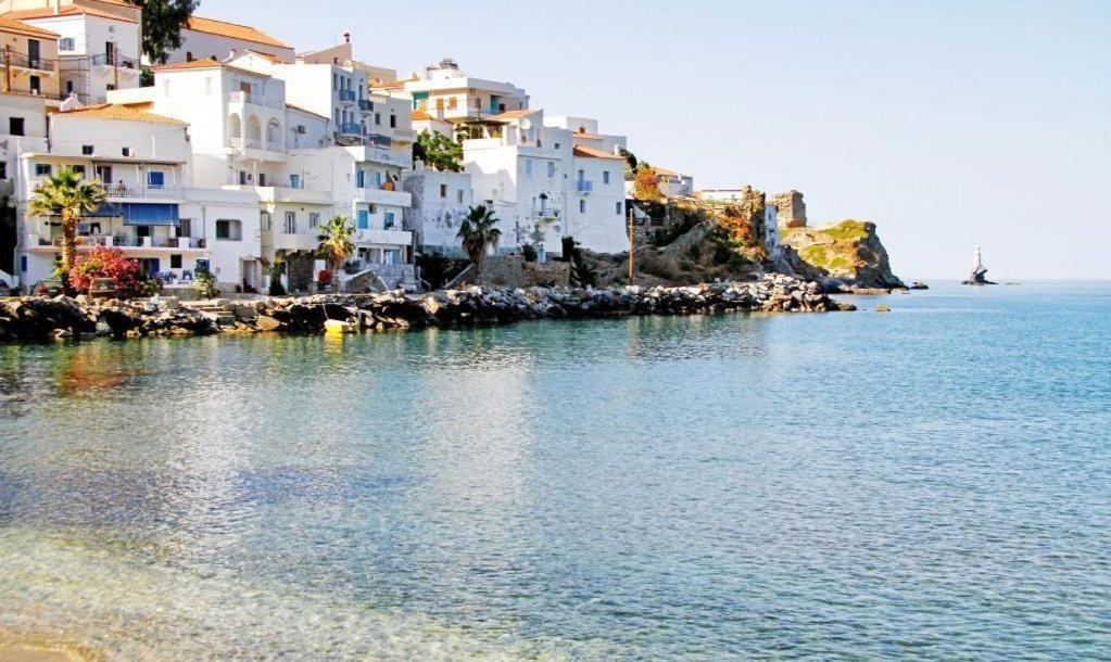 Stylish, Cozy 2-Bdr Flat In Andros Town By Explore Andros 外观 照片